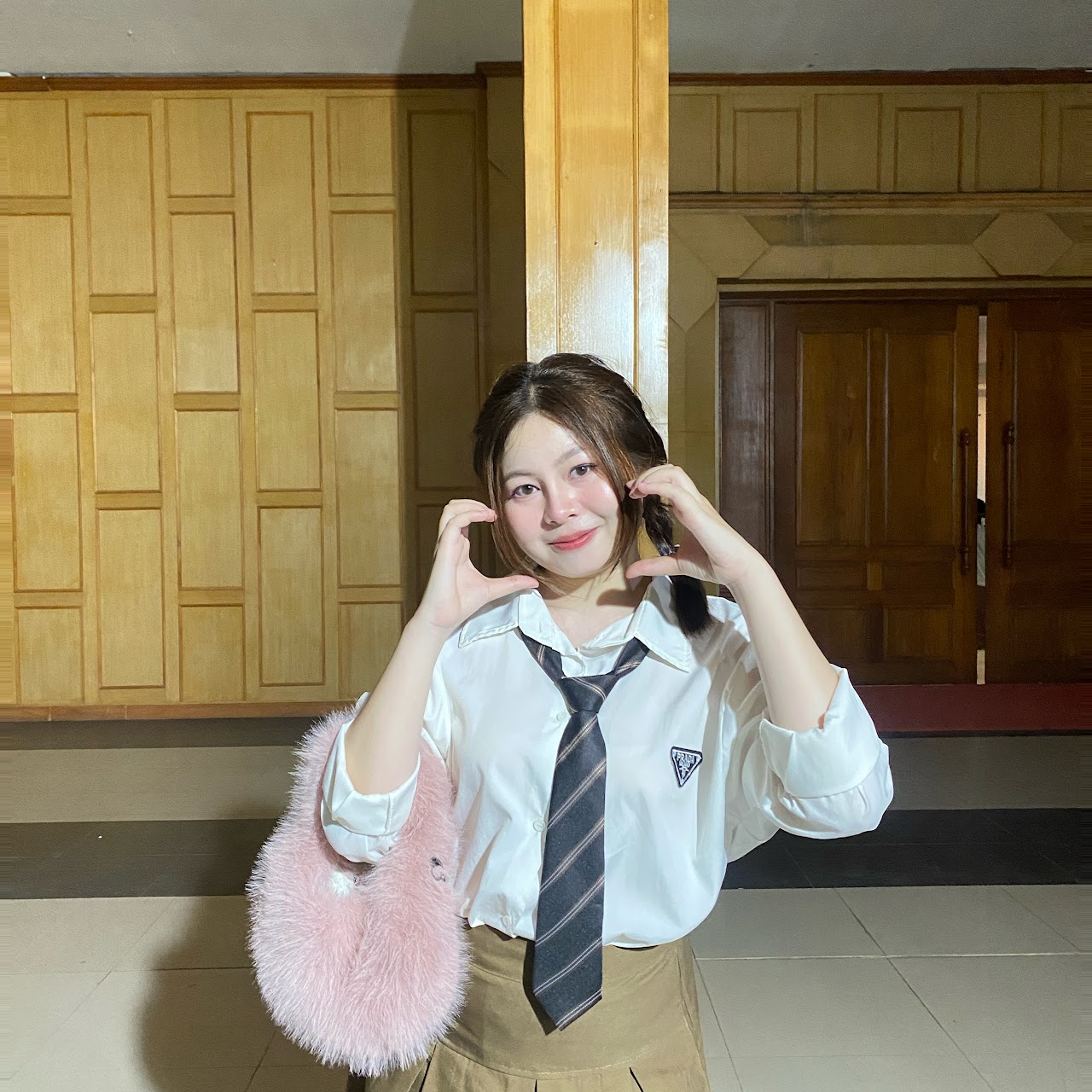 ภาพประจำตัวของ นางสาวรุ่งฉัตร หาญฟ้าเลื่อน