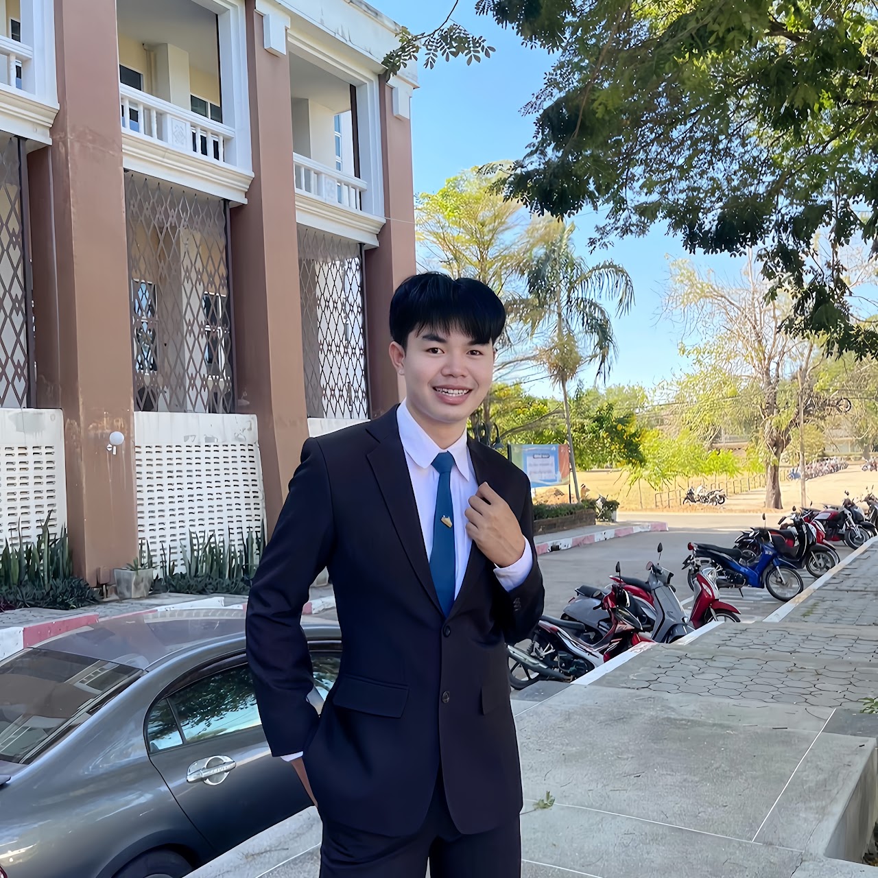 ภาพประจำตัวของ นายธนพัฒน์ โมริพันธ์